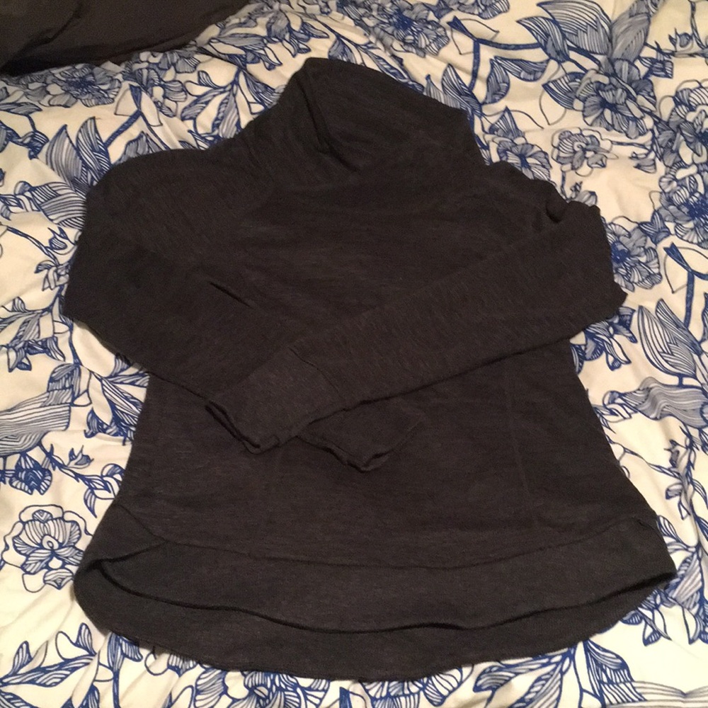 ATHLETA pullover sweatshirt